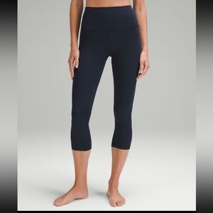Lululemon align high rise crop 21”
